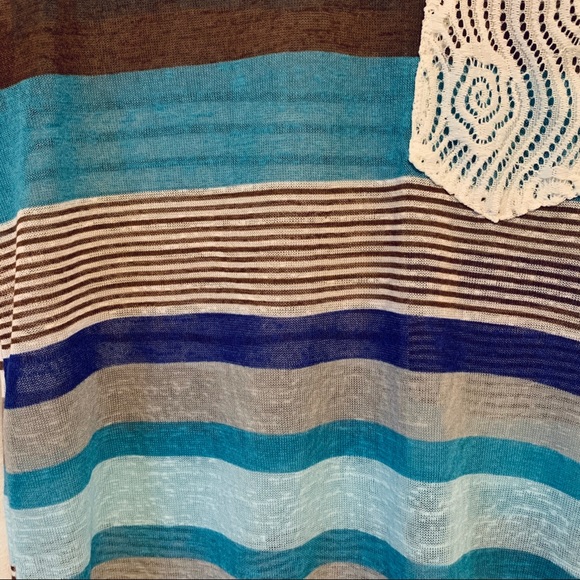 3/15 💚 NWOT Blue Striped Crochet Pocket Baseball Tee - Picture 4 of 9